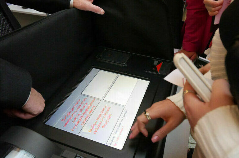 На избирательных участках предлагают размещать фотографии кандидатов 