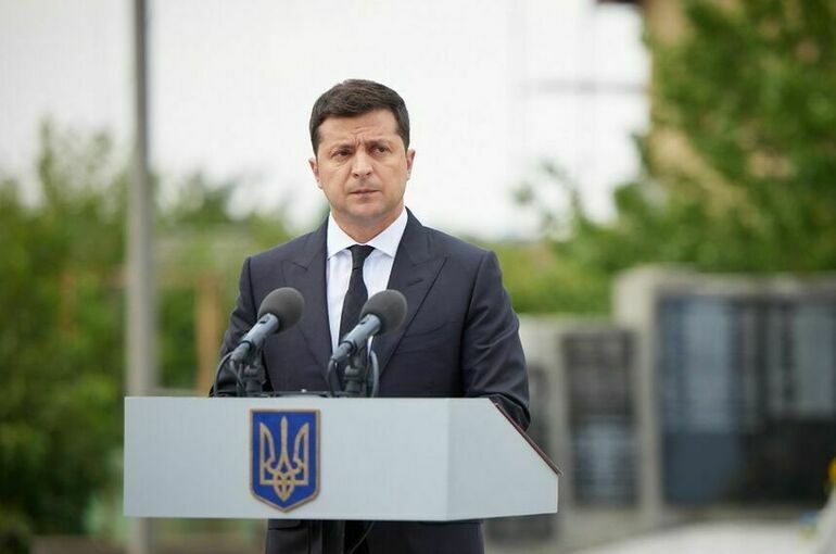 Зеленский потребовал от ЕС значительной финансовой помощи Украине