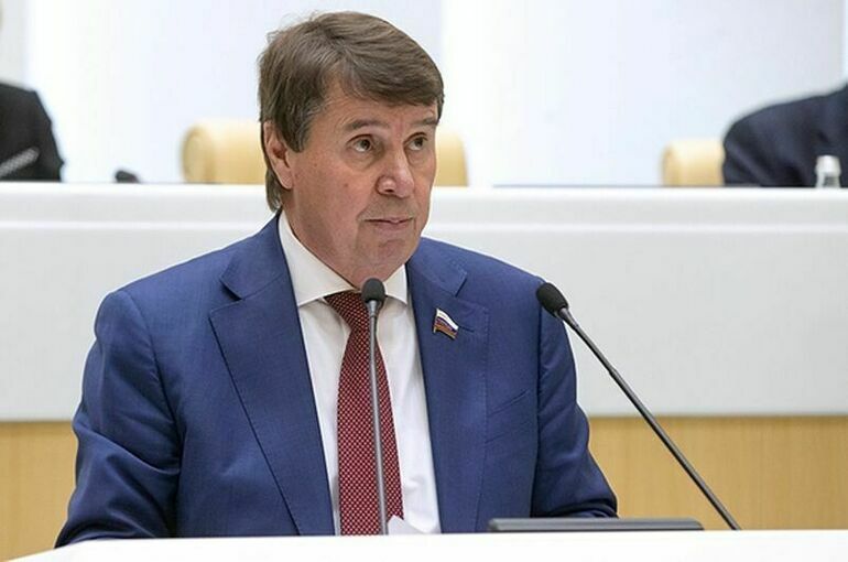 Цеков назвал ксенофобскими слова президента Латвии о визах для россиян