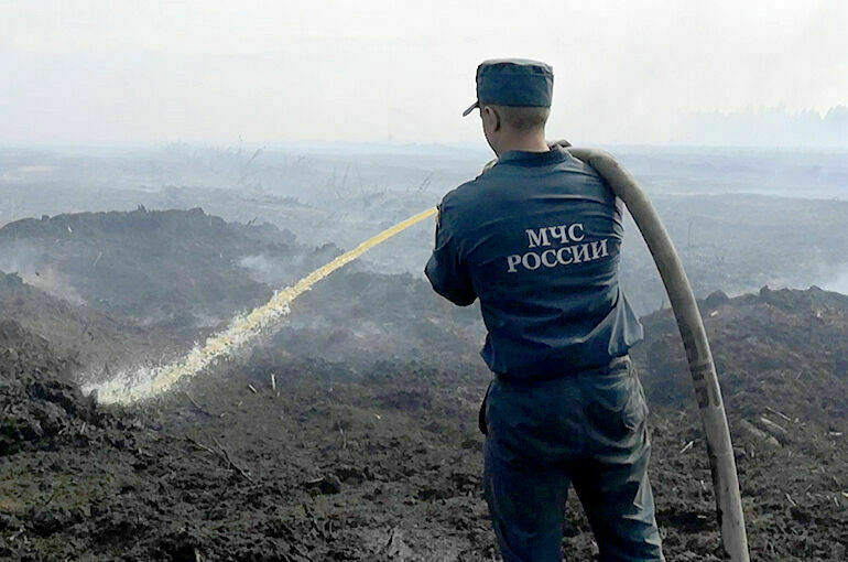 Во Владимирской области ликвидируют возгорание торфяников