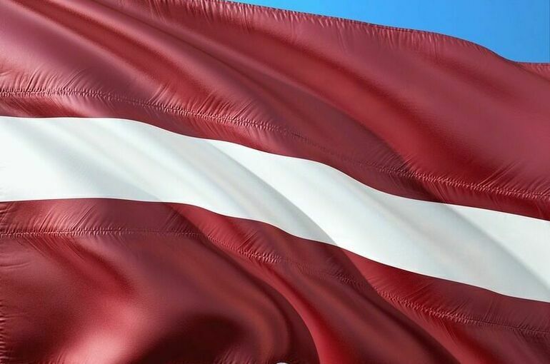 Посольство РФ в Латвии осудило снос памятника советскому дипкурьеру Нетте