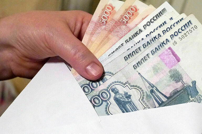 В России предлагают увеличить взносы регионов за ОМС для неработающих