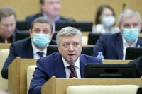 Вяткин назвал США и Англию пособниками терроризма за поставки оружия на Украину