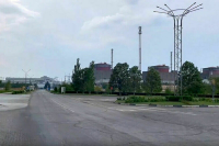 Крыша корпуса Запорожской АЭС повреждена после обстрелов со стороны Украины