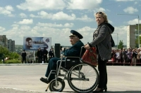 На уход за инвалидом просят давать больше, чем 1200 рублей в месяц
