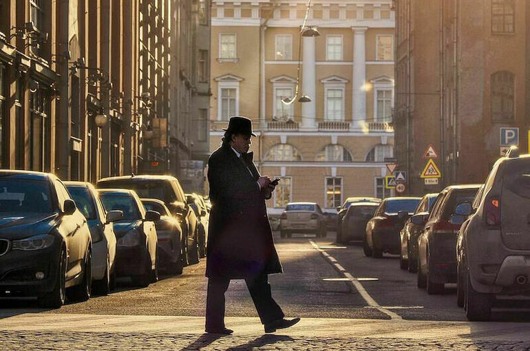 С 1 сентября платные парковки охватят весь Центральный район Петербурга