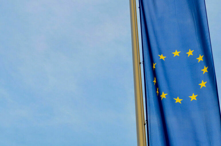 Евросоюз решил заморозить соглашение об упрощении визового режима с РФ