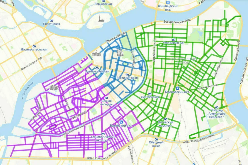 Карта платных парковок до конца 2022 года. Действующие 155 улиц Центрального района обозначены зеленым цветом. Вводимые 1 сентября в Центральном районе - синим. Вводимые с 1 ноября 2022 года в Адмиралтейском районе - фиолетовым.