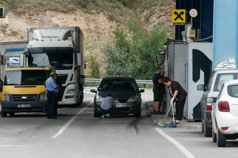 В Сербии вступил в силу новый режим перехода административной линии с Косово