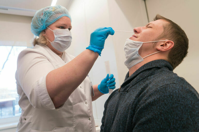 В России число заболевших коронавирусом превысило 50 тысяч за сутки