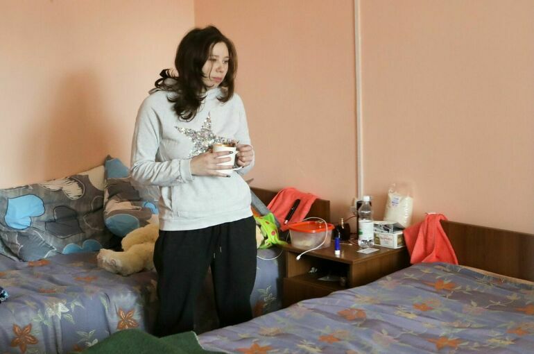 Кабмин направит 10,5 млрд рублей на выплаты беженцам из Донбасса и с Украины