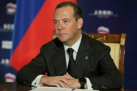 Медведев заявил, что Боррель должен навсегда войти в «списки нерукопожатных»