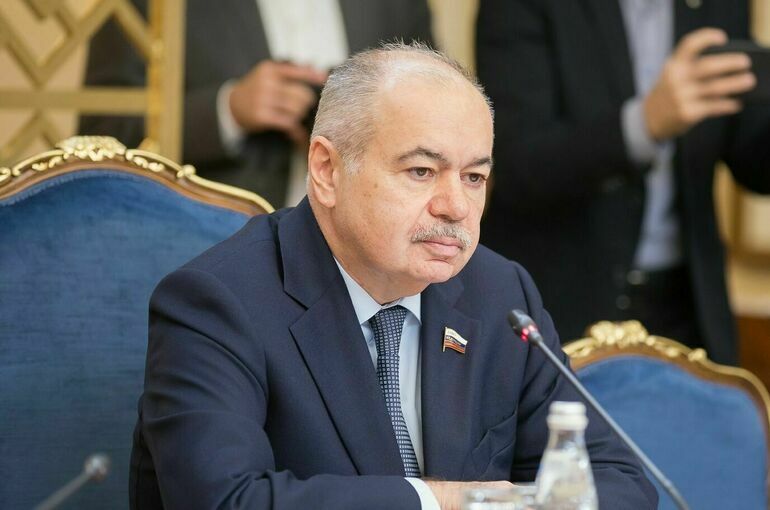 Умаханов заявил о развитии сотрудничества России и Узбекистана по нарастающей