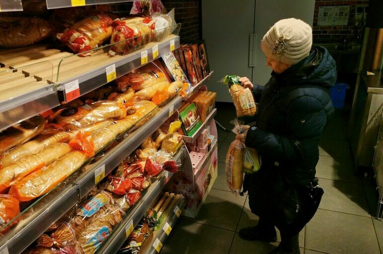 Кабмин не обсуждает отказ от указания на товаре срока годности и состава