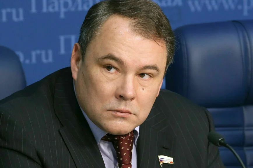 Петр Толстой