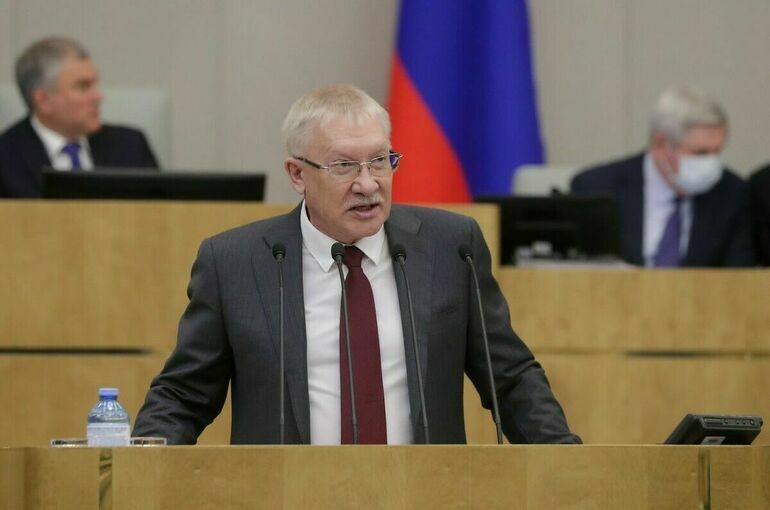Морозов предложил депутатам проводить опросы на местах