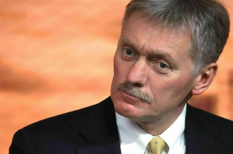 Песков назвал враньем обвинения армии РФ в преступлениях под Харьковом