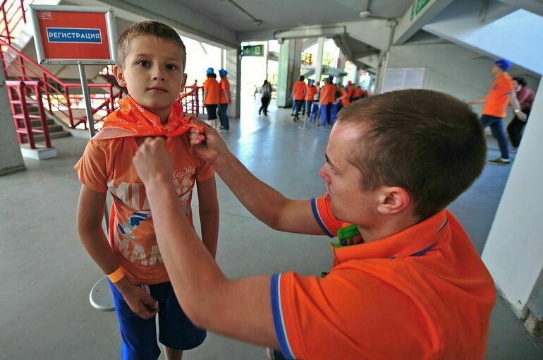 Костенко назвала детские лагеря базой для воспитания