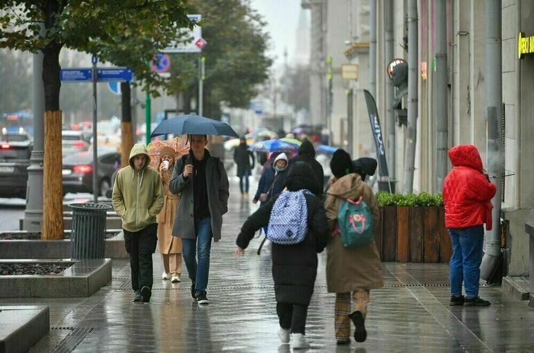 Жителям Москвы и области спрогнозировали дождливую неделю