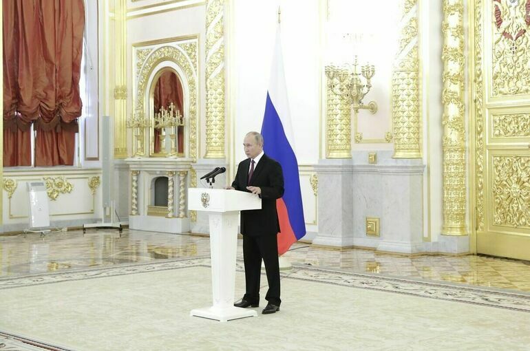 Путин примет верительные грамоты у 24 послов иностранных государств
