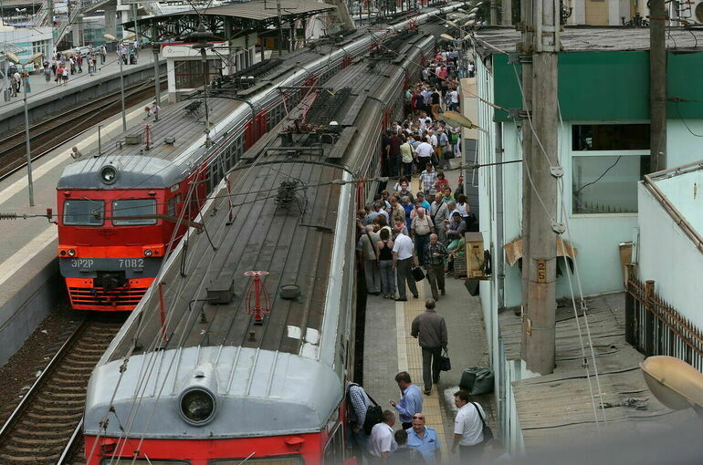 Субсидии на бесплатный проезд граждан в электричках будут выделять быстрее