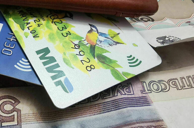 Турецкий банк Denizbank запретил выдачу лир с карт «Мир»