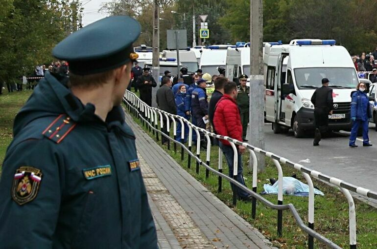 Появилось видео с места стрельбы в школе №88 в Ижевске