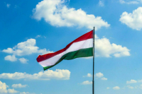 Венгрия первой в ЕС запустила национальные консультации по санкциям против РФ