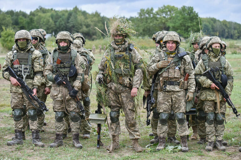 Media: France will begin to train the Ukrainian military before the end of the year