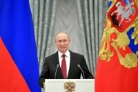 Путин завершил речь в Кремле словами &laquo;За нами правда, за нами Россия&raquo;