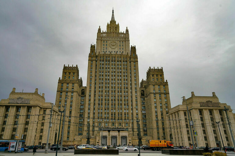 В МИД предупредили о военном столкновении России и НАТО из-за Украины