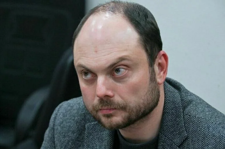 Публицисту Кара-Мурзе* предъявлено обвинение в государственной измене