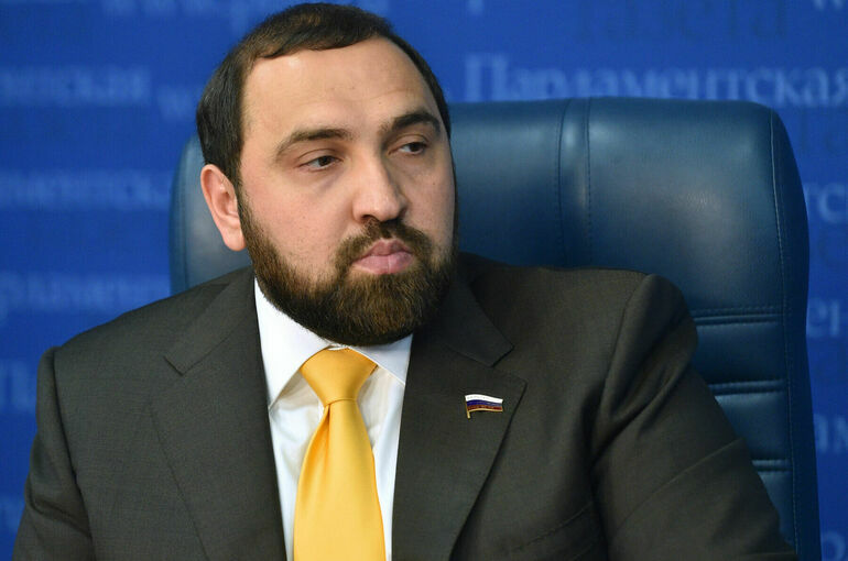 Хамзаев предложил запретить кальянным вести аккаунты в соцсетях
