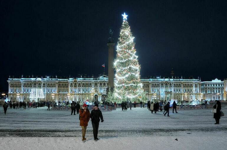 Петербург отменяет большинство праздничных новогодних мероприятий