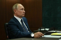 Путин подписал закон о возмещении причиненного здоровью волонтеров вреда
