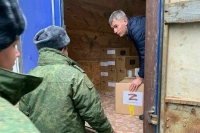 Депутаты Ямала передали мобилизованным медикаменты и теплые вещи