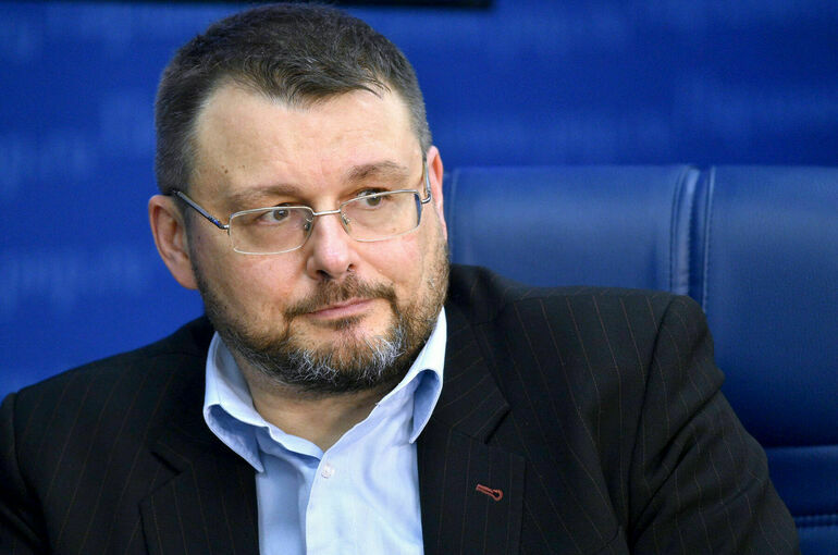 Депутат Федоров предложил продлить срок отпуска в связи со смертью родственника
