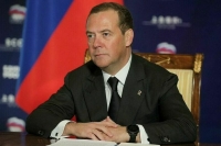 Медведев заявил о важности создания в новых регионах полноценных структур власти