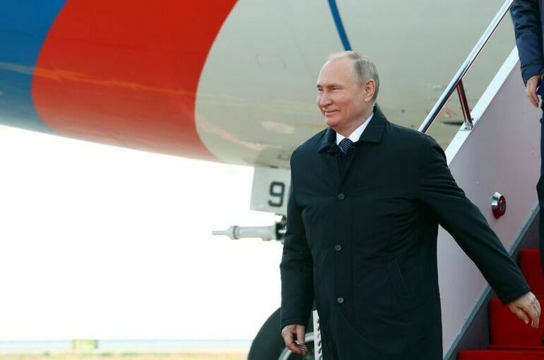 Путин пригласил лидеров стран СНГ на неформальный саммит в Петербург