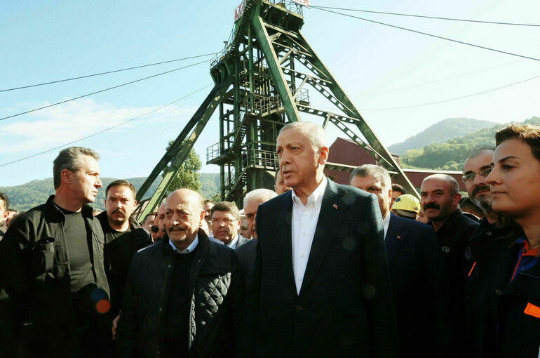 Путин выразил соболезнования Эрдогану из-за аварии на угольной шахте
