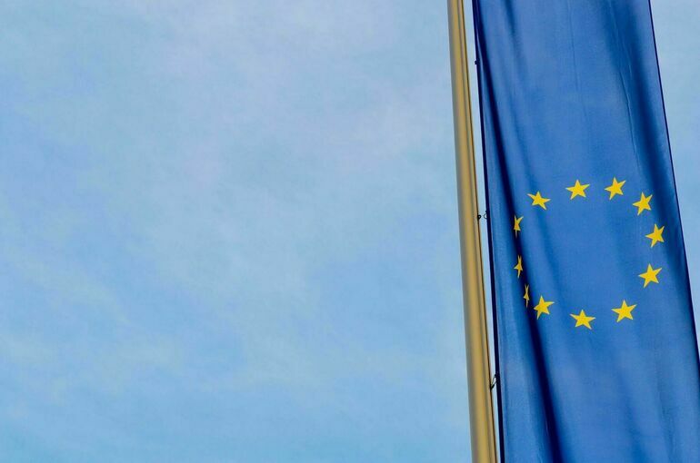 ЕС утвердил пакет помощи Киеву на 500 млн евро и миссию по обучению ВСУ