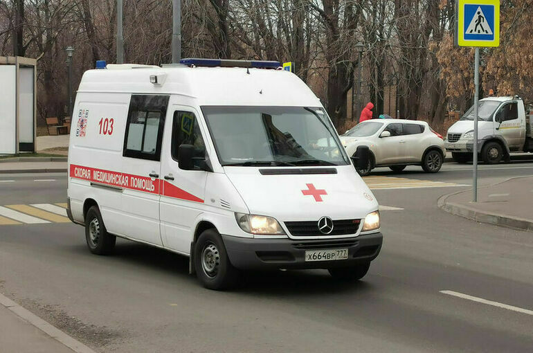 Девять человек пострадали в ДТП на Киевском шоссе в Москве