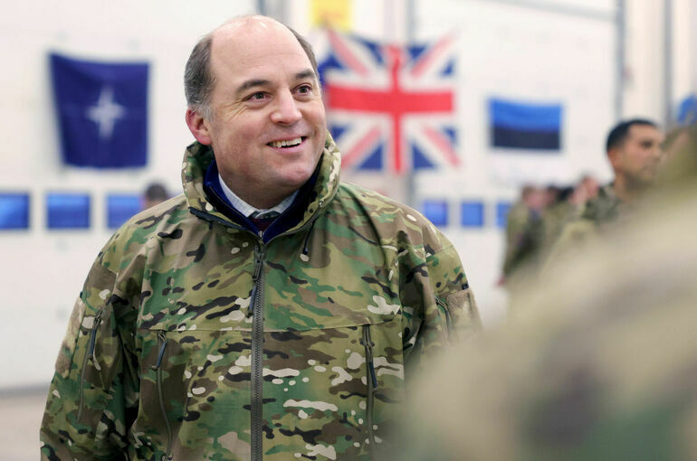 СМИ: Министр обороны Великобритании отправился в США со срочным визитом