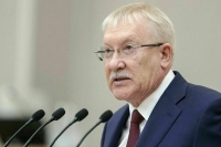 Депутат Морозов не увидел предпосылок для ограничения выезда из России