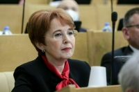 Оксана Дмитриева назвала недостатки проекта бюджета на трехлетку