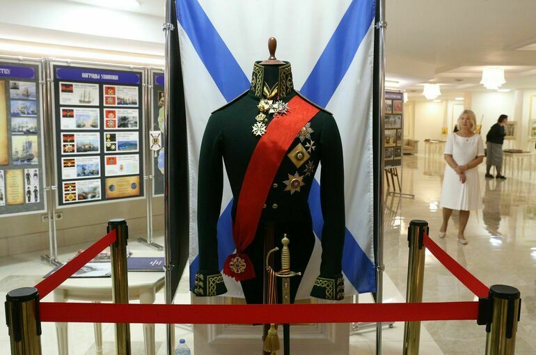 В Совфеде открылась выставка, посвященная адмиралу Ушакову