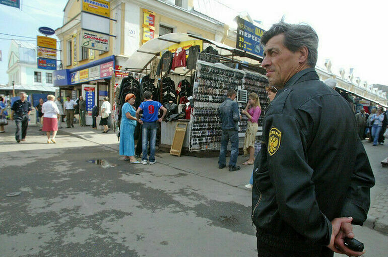 Владельцам рынков готовят новые штрафы за сотрудничество с нелегальными мигрантами