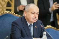 Умаханов заявил о стремительном развитии сотрудничества России и Узбекистана