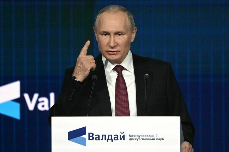 Президент России считает бредом восприятие критики Запада как «козней Кремля»