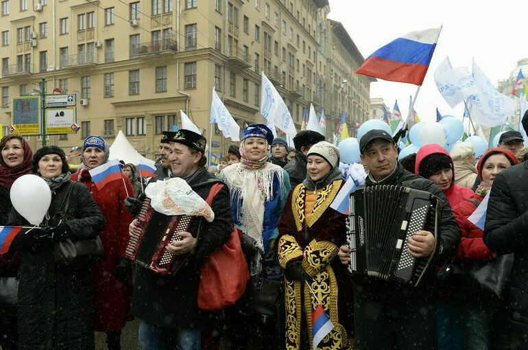 Опрос: Более половины россиян заявили о народном единстве в стране